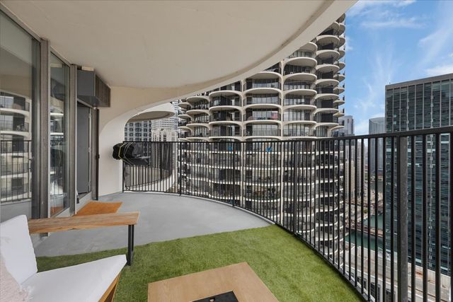 300 N State Street 4326, Chicago, IL 60654