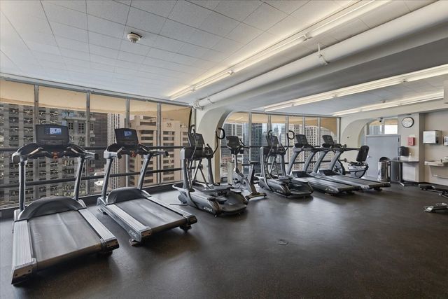 300 N State Street 4326, Chicago, IL 60654