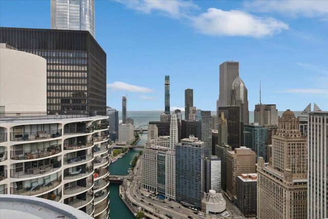 300 N State Street 4326, Chicago, IL 60654