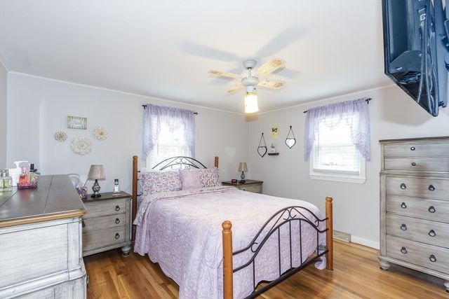 14 Glenwood Ave, Salisbury, MA 01952