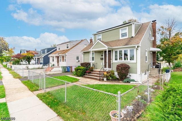 729 E Curtis St, Linden City, NJ 07036