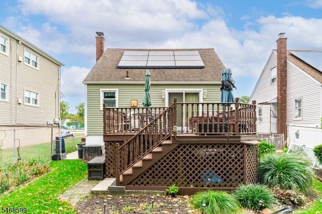 729 E Curtis St, Linden City, NJ 07036