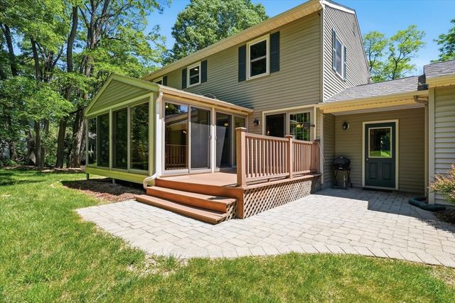 2 Whiting Road, Framingham, MA 01701