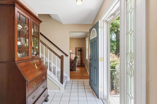 2 Whiting Road, Framingham, MA 01701