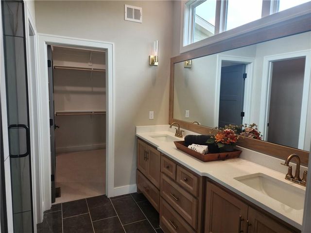 25009 W 112th Street, Olathe, KS 66061