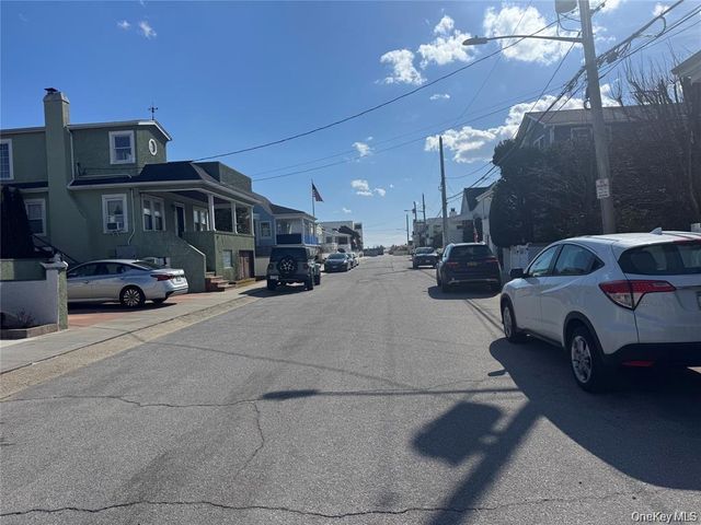 46 Clayton Avenue, East Atlantic Beach, NY 11561