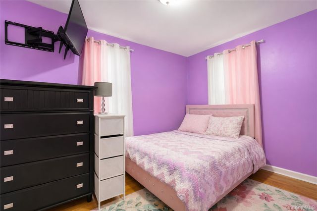 18853 120th Road, Saint Albans, NY 11412