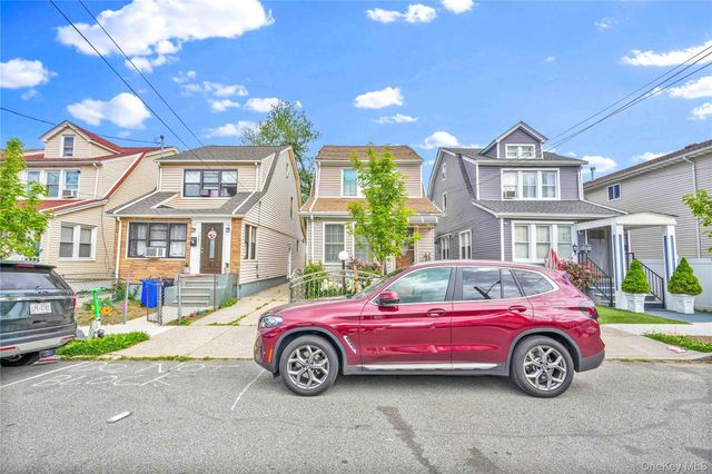 18853 120th Road, Saint Albans, NY 11412