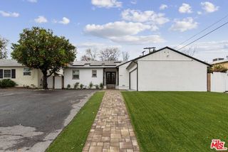 6565 Randi Avenue, Woodland Hills (los Angeles), CA 91303