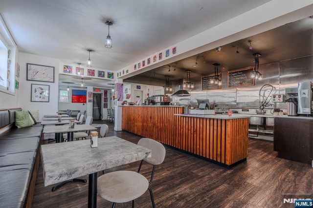 80 Mallory Avenue, Jersey City, NJ 07304