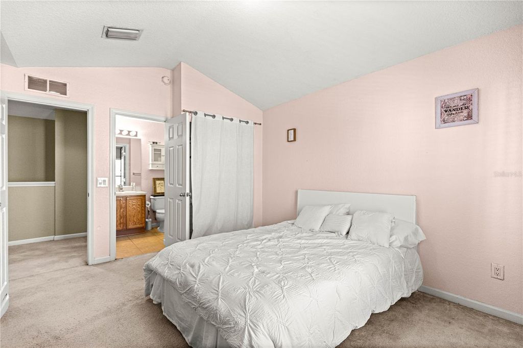 Image 36 of property listing at 4555 SW 52ND CIRCLE 108, Ocala, FL 34474