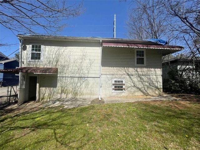 2066 Ben Hill Road, East Point, GA 30344