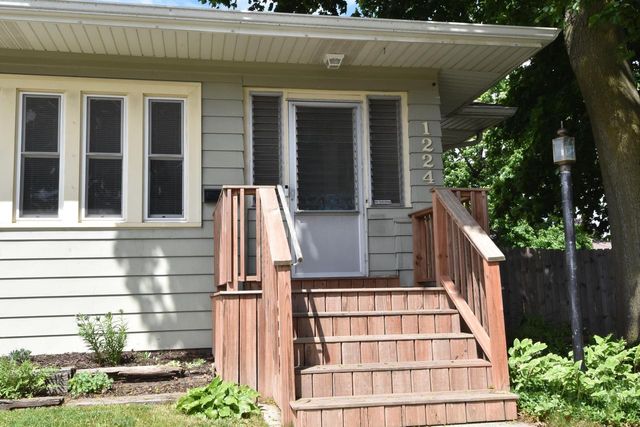 1224 West Lawn AVENUE, Racine, WI 53405