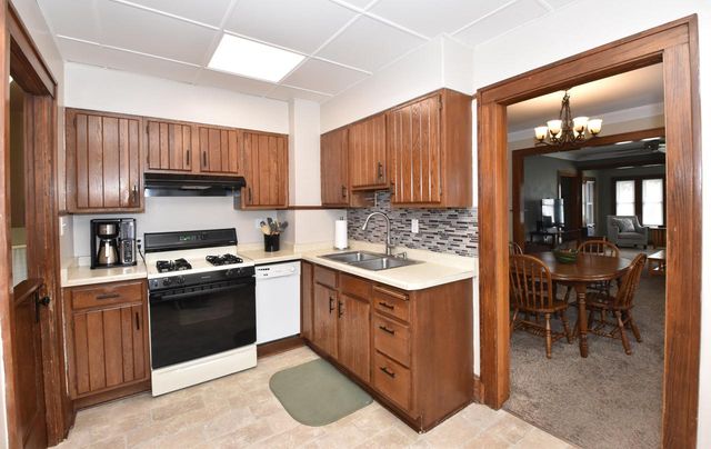 1224 West Lawn AVENUE, Racine, WI 53405