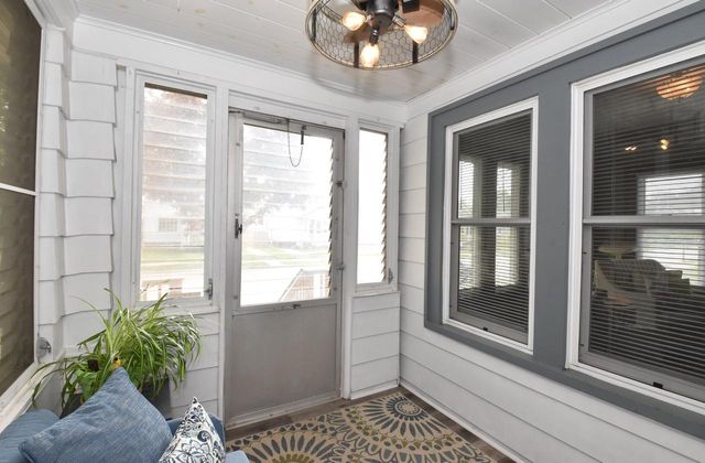 1224 West Lawn AVENUE, Racine, WI 53405