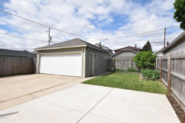 1224 West Lawn AVENUE, Racine, WI 53405