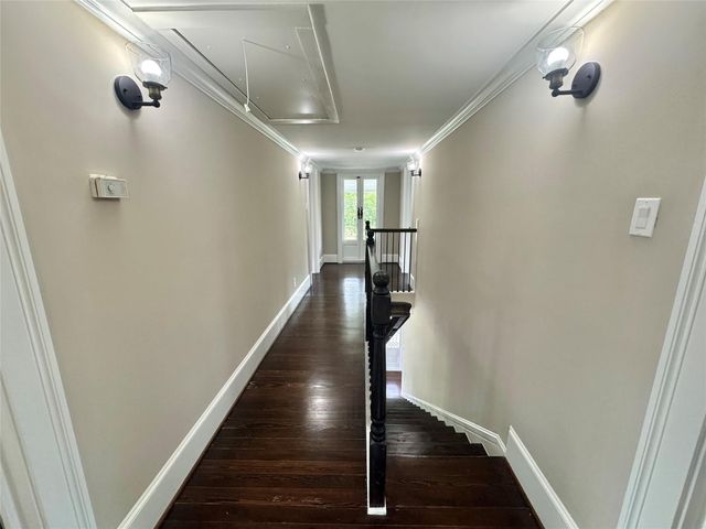 27 Cotton Bayou Circle, Cove, TX 77523