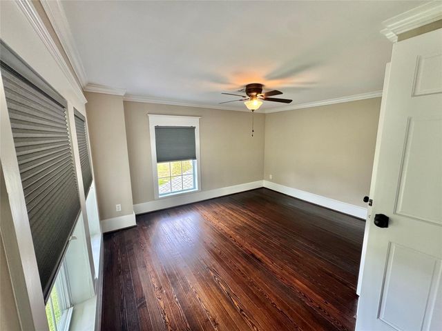 27 Cotton Bayou Circle, Cove, TX 77523