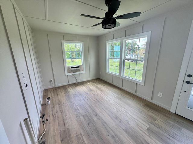 27 Cotton Bayou Circle, Cove, TX 77523