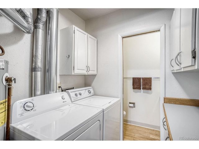 1699 S Lee St B, Lakewood, CO 80232