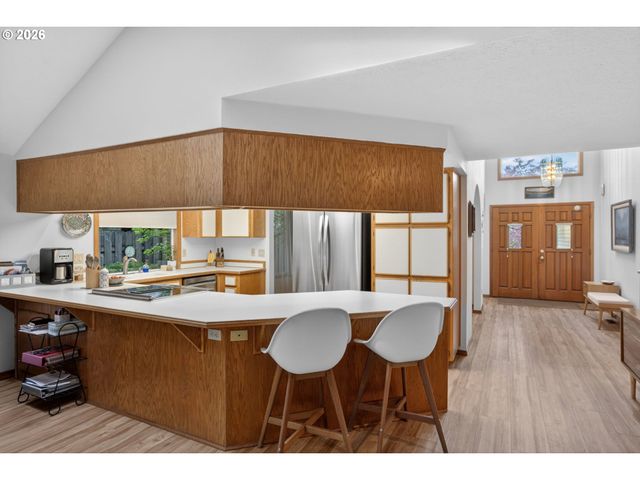 10602 Sw KENT St, Portland, OR 97224