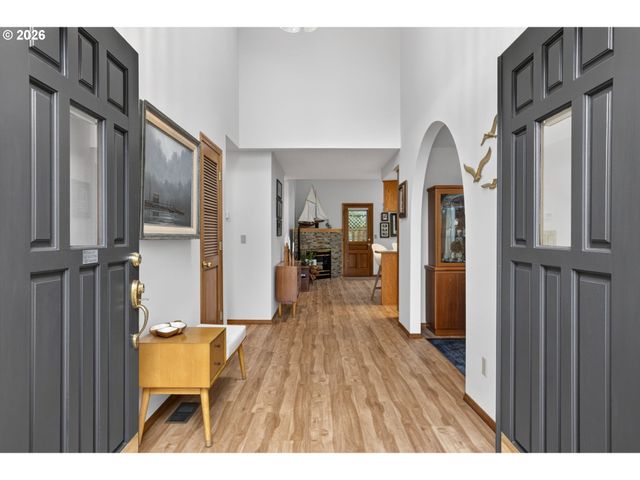 10602 Sw KENT St, Portland, OR 97224