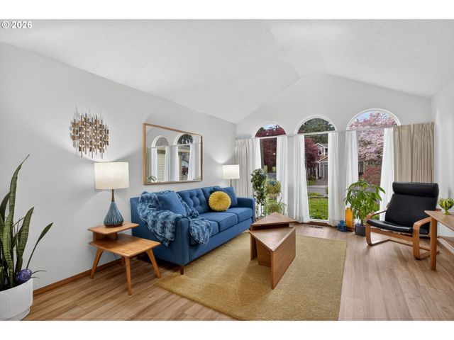 10602 Sw KENT St, Portland, OR 97224