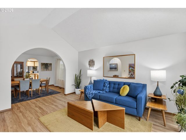 10602 Sw KENT St, Portland, OR 97224