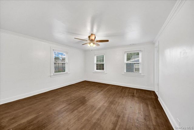 32 Deerfield Avenue, Eastchester, NY 10709
