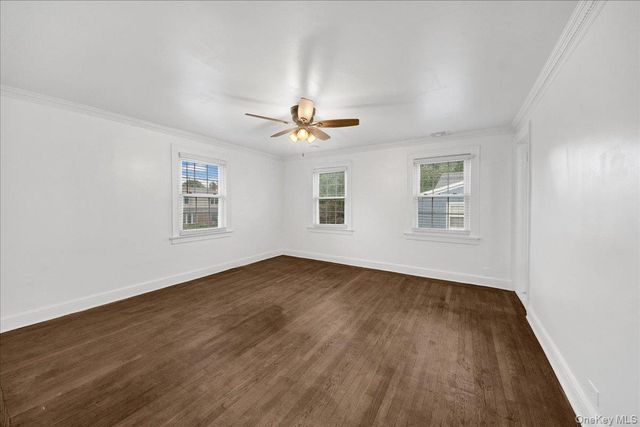 32 Deerfield Avenue, Eastchester, NY 10709