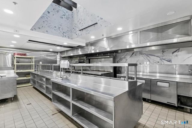 99 Orange Street, New Haven, CT 06510