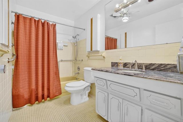 2001 WORLD PARKWAY BOULEVARD 3, Clearwater, FL 33763