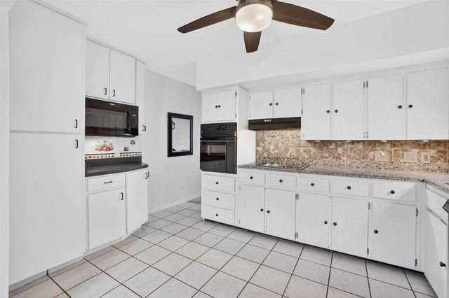 2001 WORLD PARKWAY BOULEVARD 3, Clearwater, FL 33763