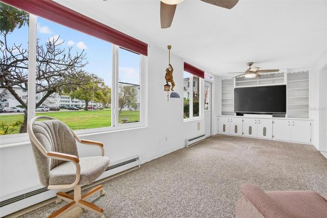 2001 WORLD PARKWAY BOULEVARD 3, Clearwater, FL 33763