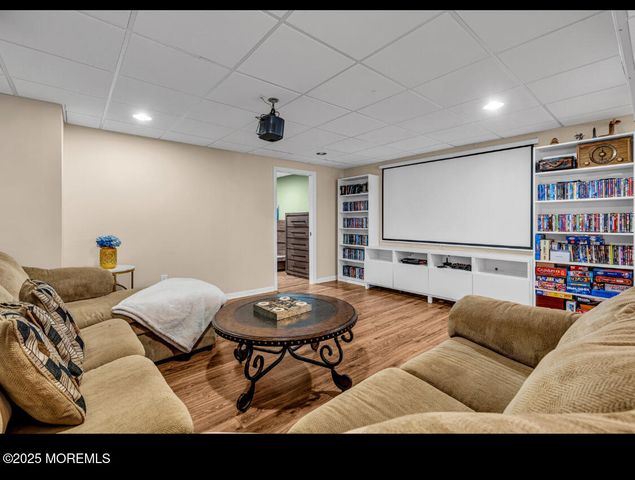 9 Mehar Court, Jackson, NJ 08527