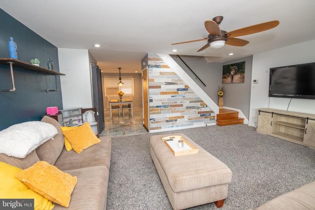 12506 CHILTON RD, Philadelphia, PA 19154