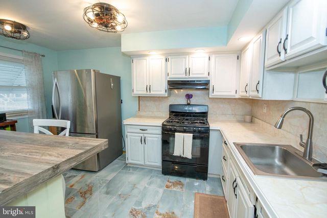 12506 CHILTON RD, Philadelphia, PA 19154