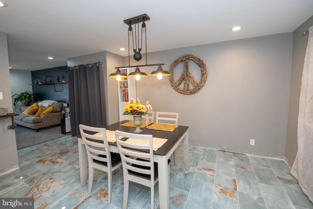 12506 CHILTON RD, Philadelphia, PA 19154