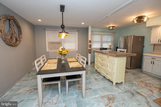 12506 CHILTON RD, Philadelphia, PA 19154