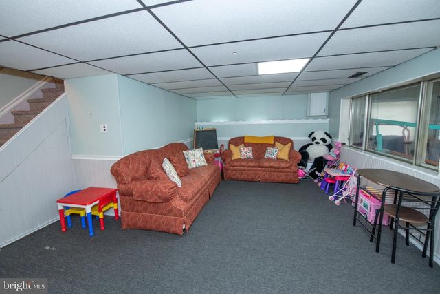 12506 CHILTON RD, Philadelphia, PA 19154