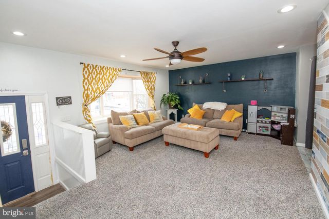 12506 CHILTON RD, Philadelphia, PA 19154