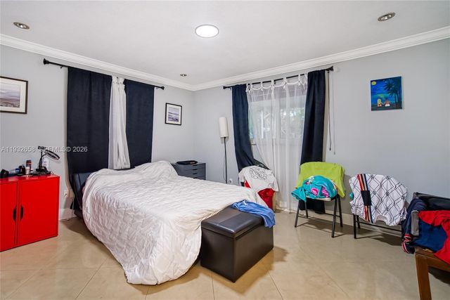 1457 Atlantic Shores Blvd, Hallandale Beach, FL 33009