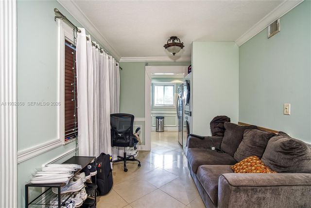 1457 Atlantic Shores Blvd, Hallandale Beach, FL 33009