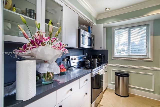 1457 Atlantic Shores Blvd, Hallandale Beach, FL 33009