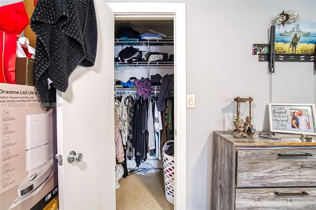 1457 Atlantic Shores Blvd, Hallandale Beach, FL 33009