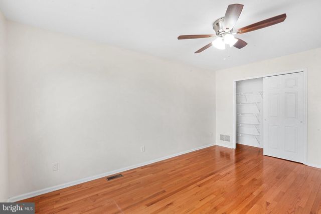 99 WARWICK RD, Princeton Junction, NJ 08550