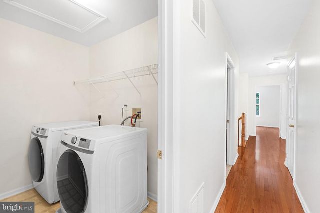 99 WARWICK RD, Princeton Junction, NJ 08550