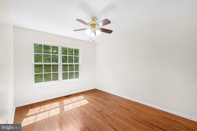 99 WARWICK RD, Princeton Junction, NJ 08550