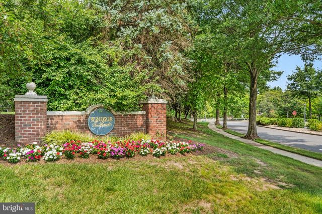 99 WARWICK RD, Princeton Junction, NJ 08550