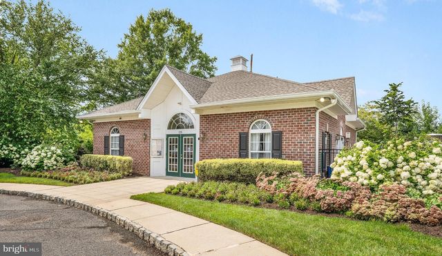 99 WARWICK RD, Princeton Junction, NJ 08550